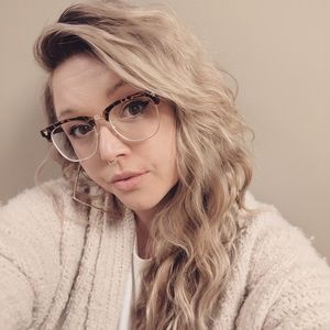 Meet your Posher, Lux